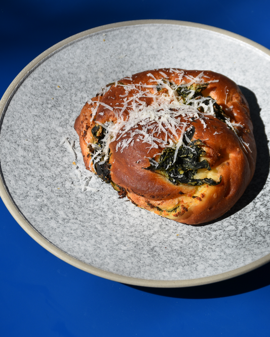Spinach Ricotta Bun